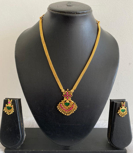 Gold tone pink-green palakka Kerala style necklace set dj-38098