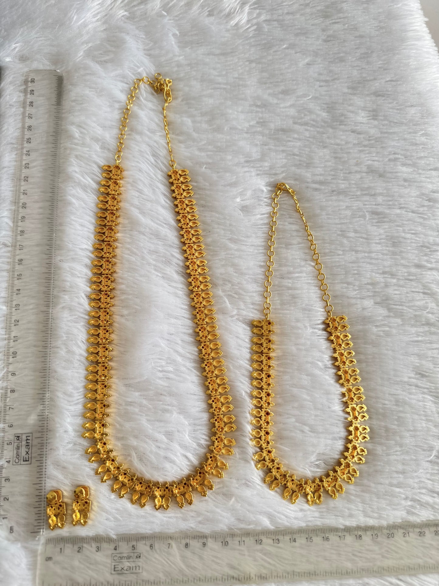 Gold tone pink-white kerala style shanku haar combo set dj-51644