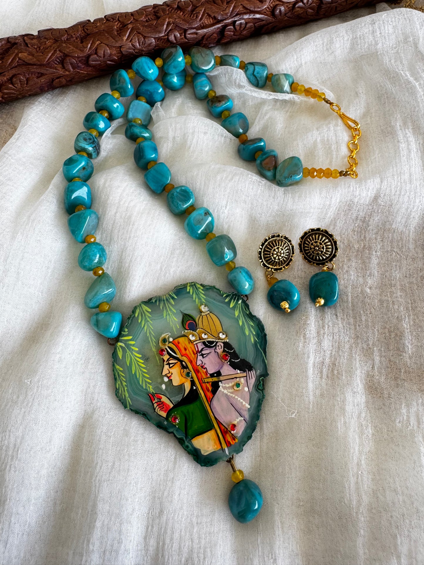 Hand painted radhe-krishna sliced agate pendant with sea green onyx beaded necklace set dj-52626