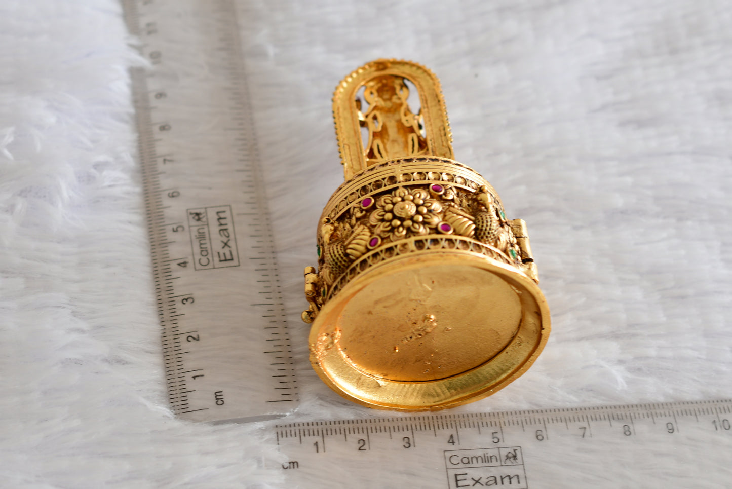 Antique gold tone Shri Ram kumkum box dj-52325