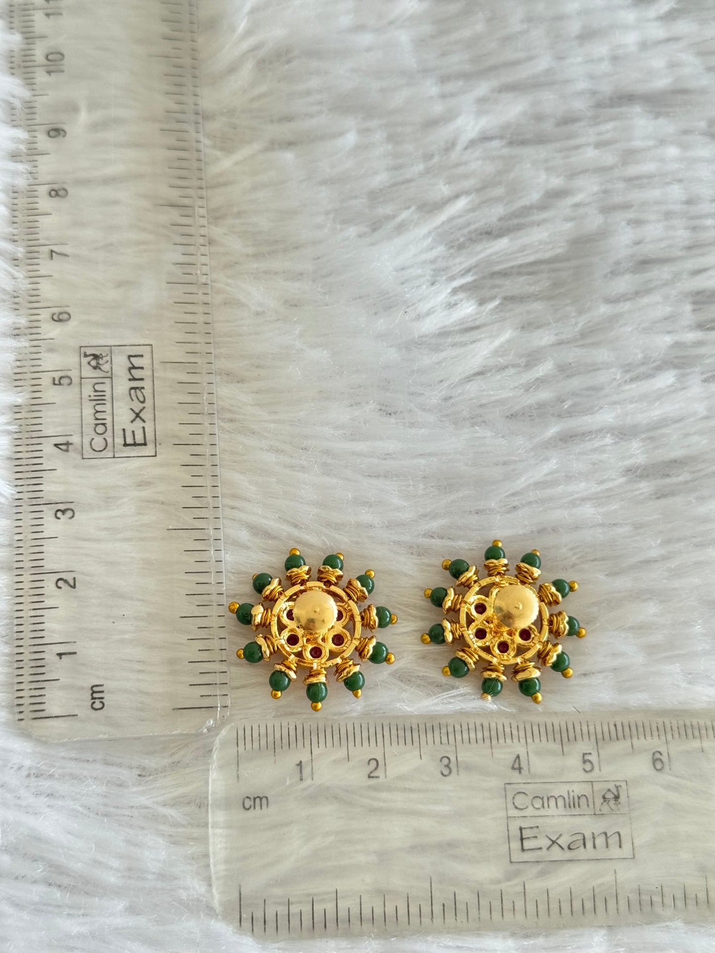 Gold tone pink-green-pearl round beaded stud/earrings dj-51598