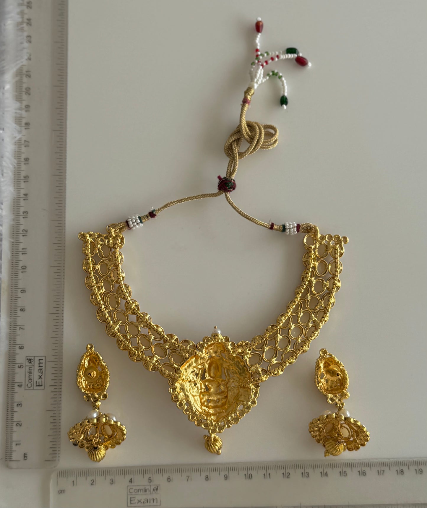 Antique gold tone pearl cluster lakshmi necklace set dj-51430