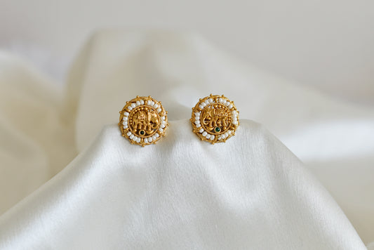 Antique gold tone green pearl elephant stud/earrings dj-52569