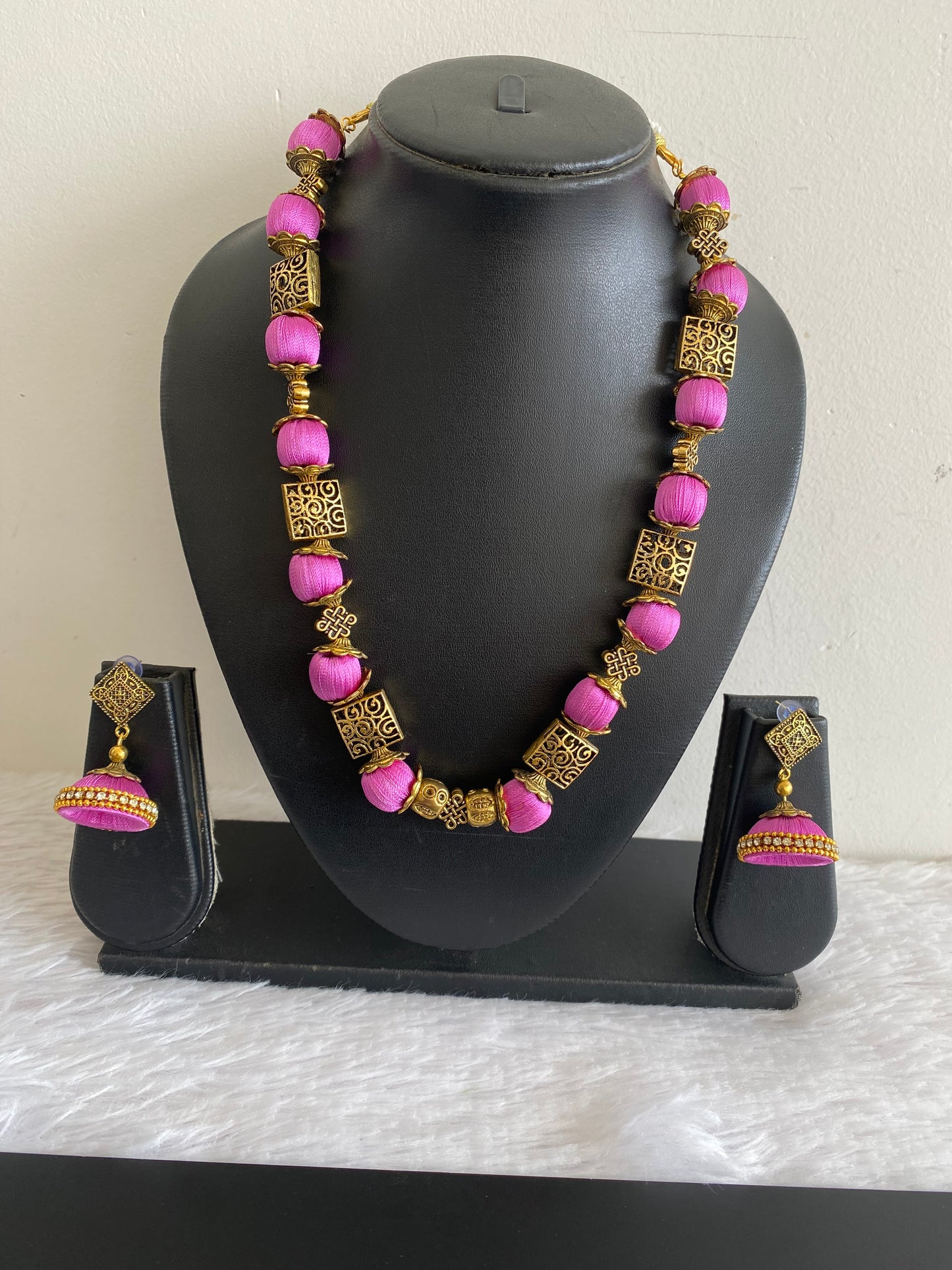 Antique gold Silk thread pink necklace set dj-52927