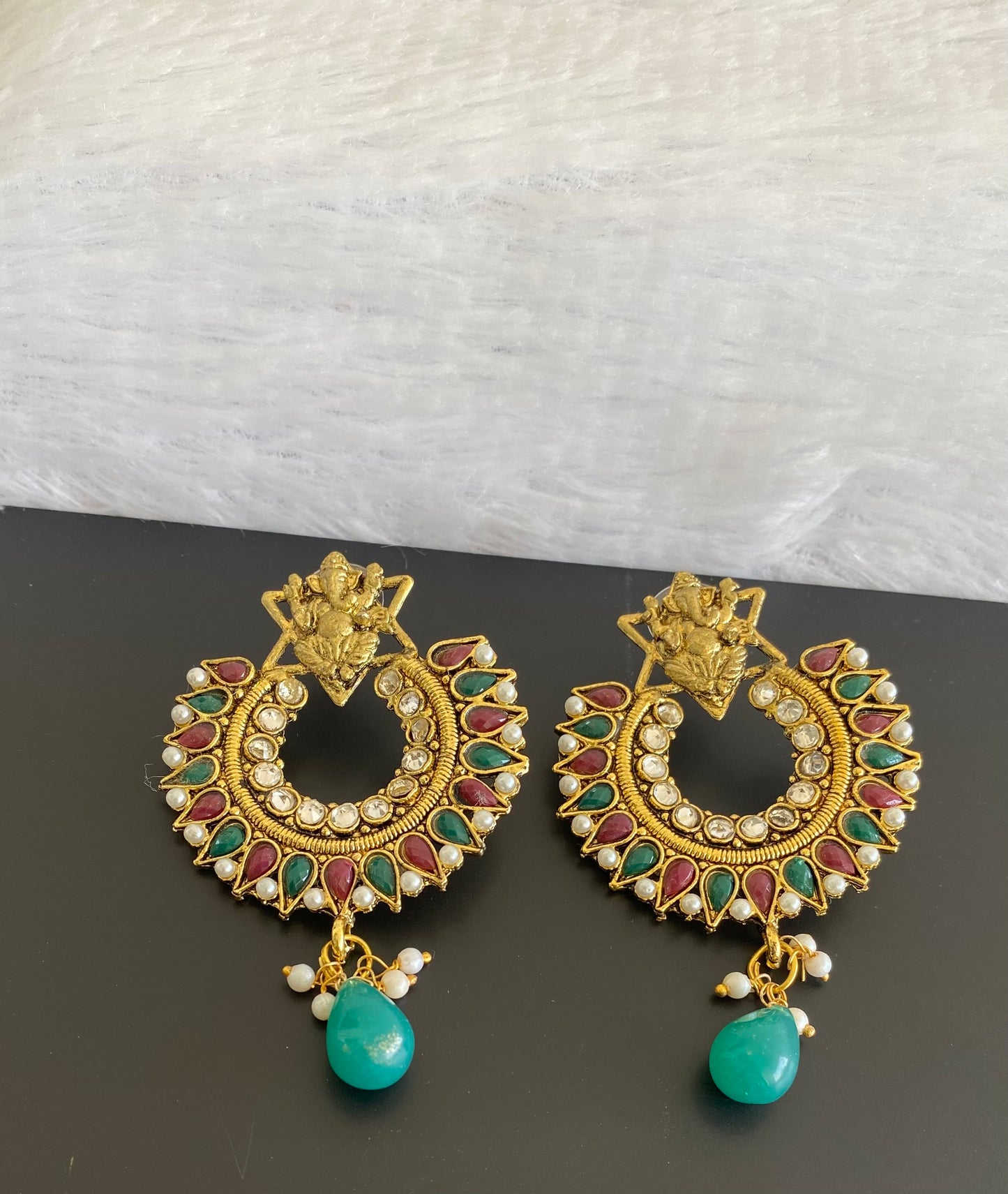 Antique gold tone ganesha bali earrings dj-52971