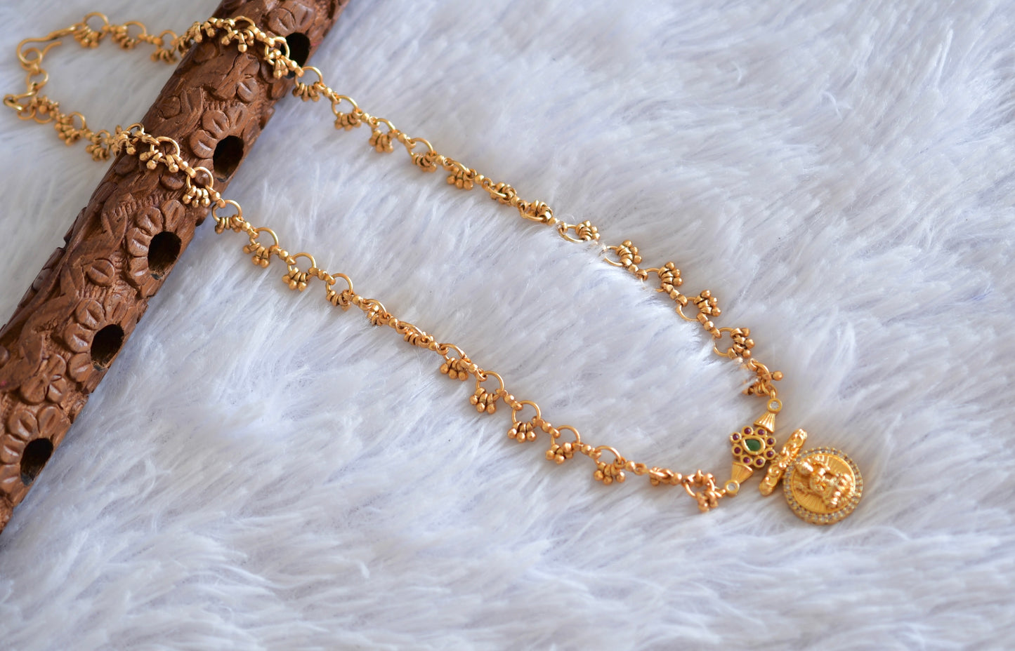 Matte finish cz kemp-green Lakshmi chain dj-52416