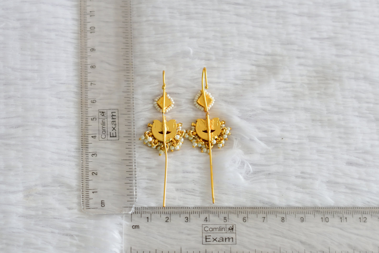 Gold tone white kundan jadau lotus bugadi needle earrings dj-52448