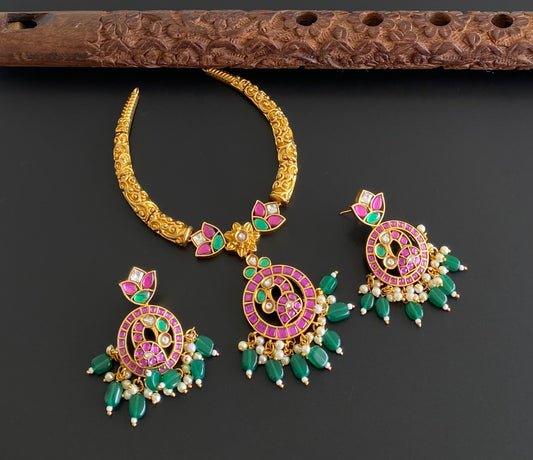 Antique gold tone kante kundan jadau green beaded peacock necklace set dj-54076