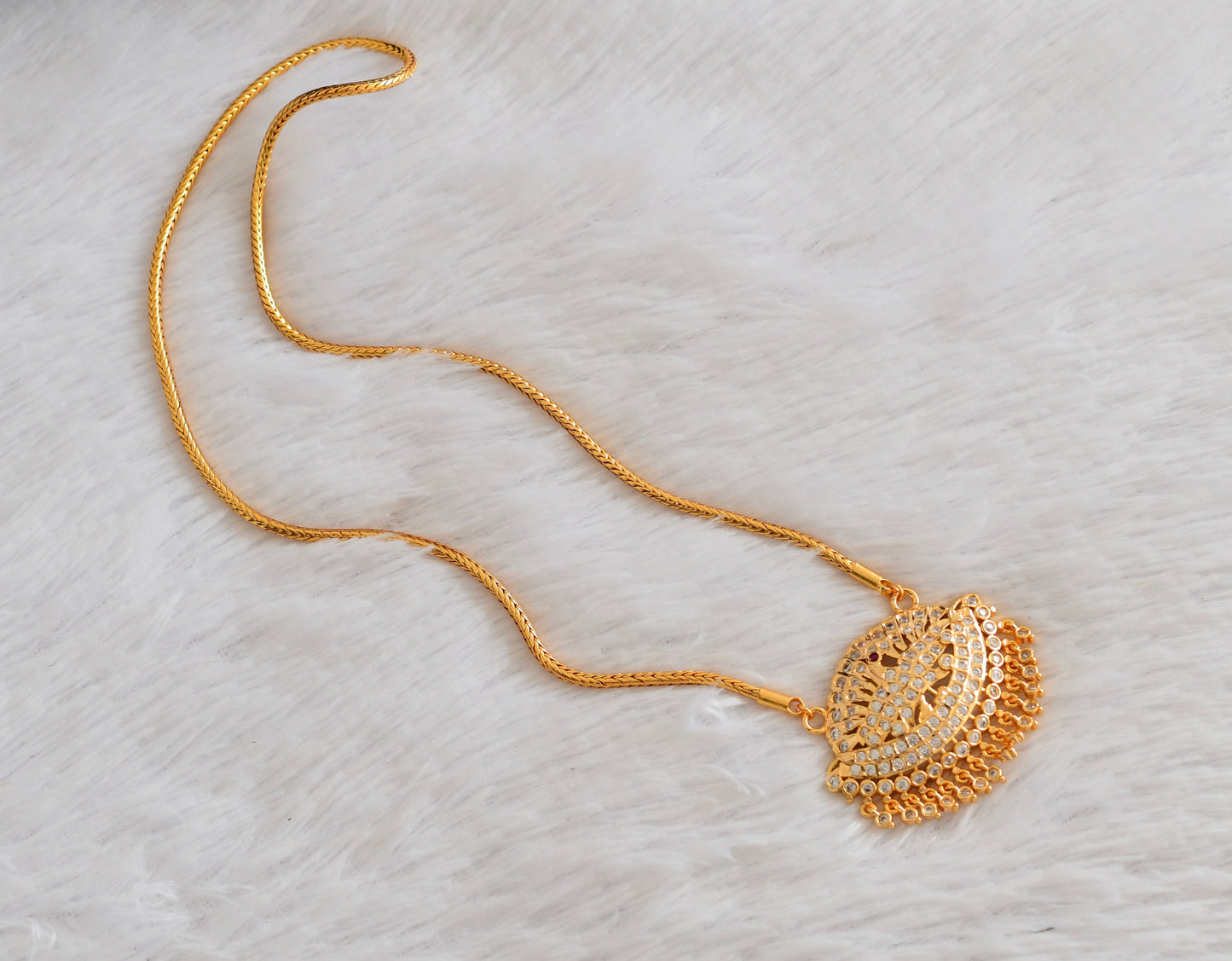 Gold tone AD white-pink peacock pendant with chain dj-53326