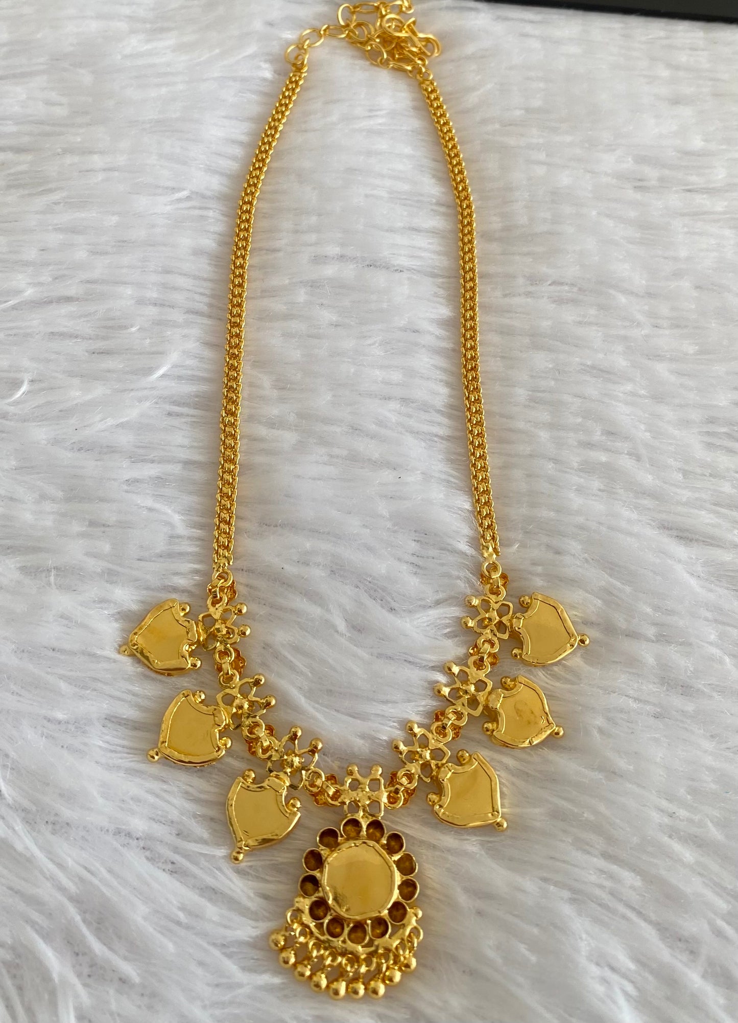 Gold tone white-red palakka necklace dj-53067