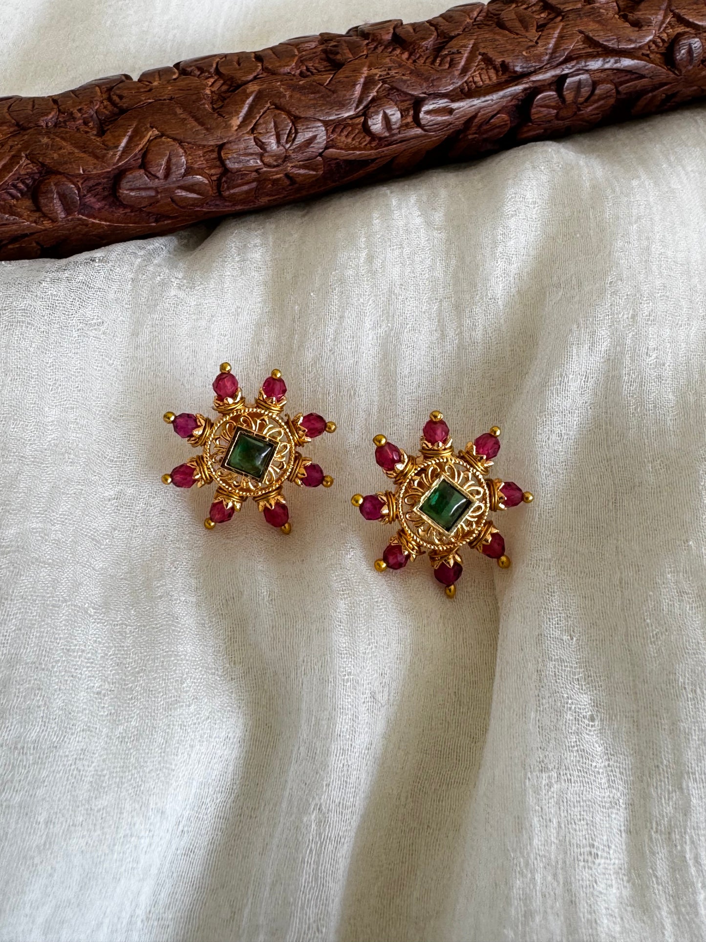 Matte finish kemp-green lakshmi necklace set dj-52612