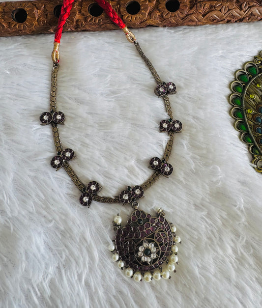 Black finish precious kemp-green-white pearl mango necklace dj-51475