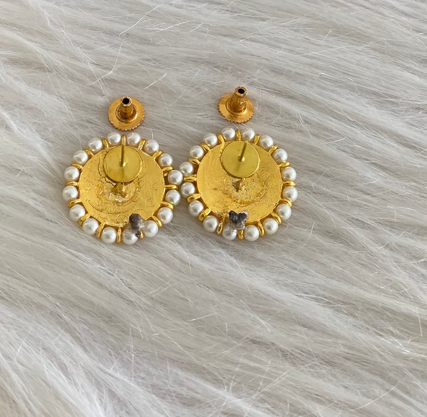 Gold tone precious kemp-green stone pearl round stud/earrings dj-54700