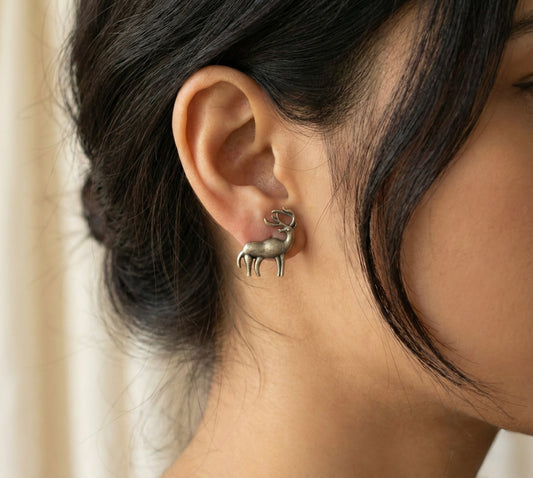 Silver tone deer stud/earrings dj-46415