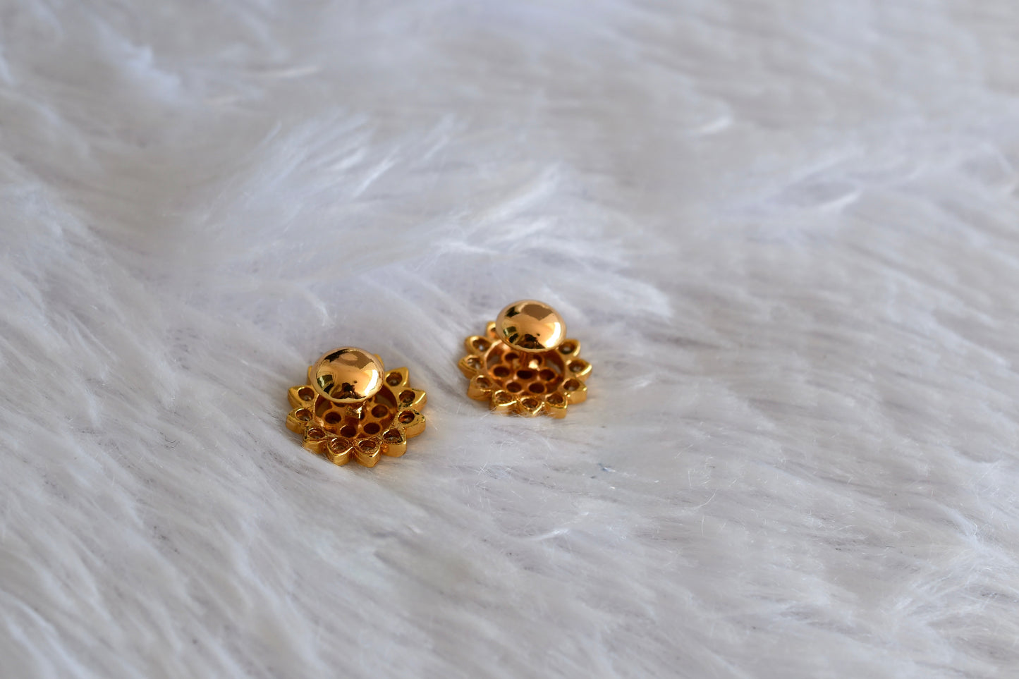 Gold tone AD white stone stud/earrings dj-52782