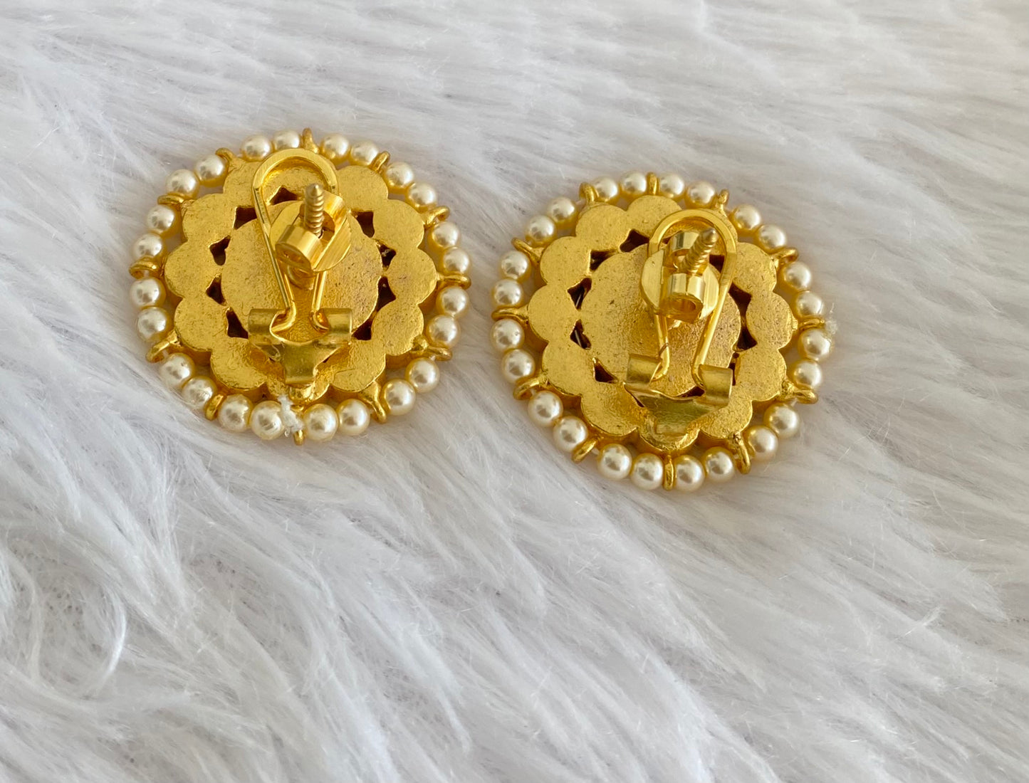 Gold tone pink-white pearl kundan jadau flower stud/earrings dj-53547