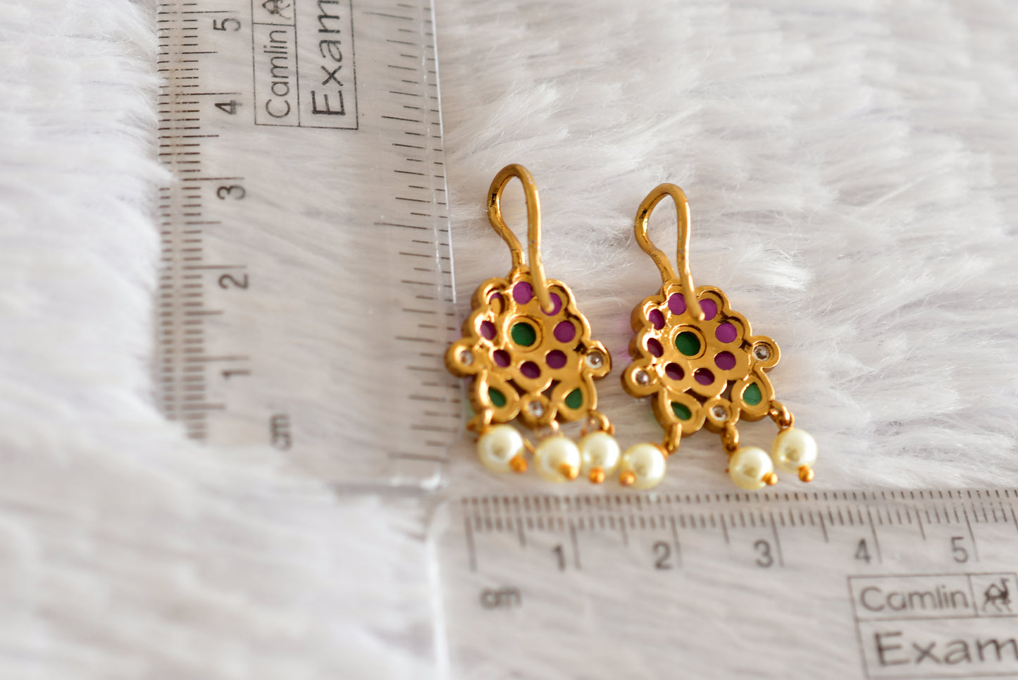 Gold tone kemp-green-white flower bugadi earrings dj-52498