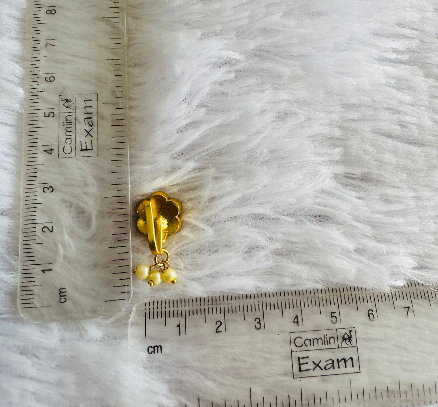 Gold tone green kundan jadau flower Pearl Nose Pin Dj-51415