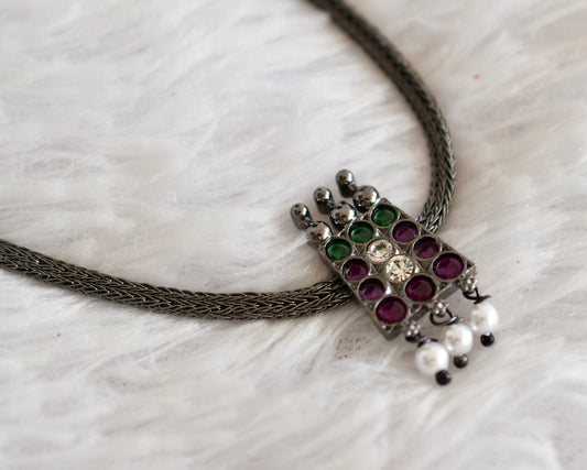 Black finish precious kemp-green pearl poothali necklace dj-52276