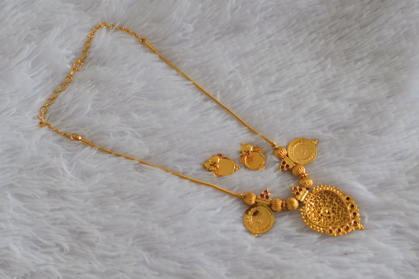 Gold tone kerala style ruby lakshmi coin necklace set dj-52684