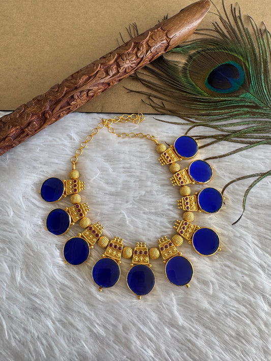 Gold tone blue-pink kerala style round necklace dj-51716