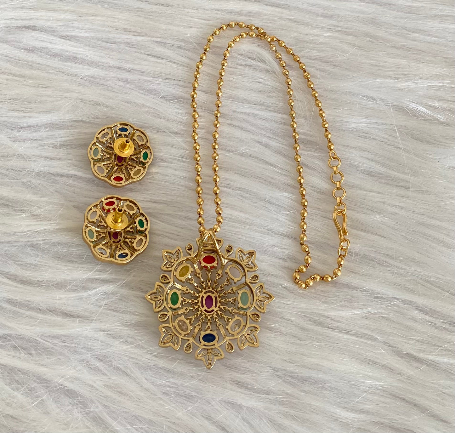 Antique gold tone chain with navarathna pendant set dj-54259