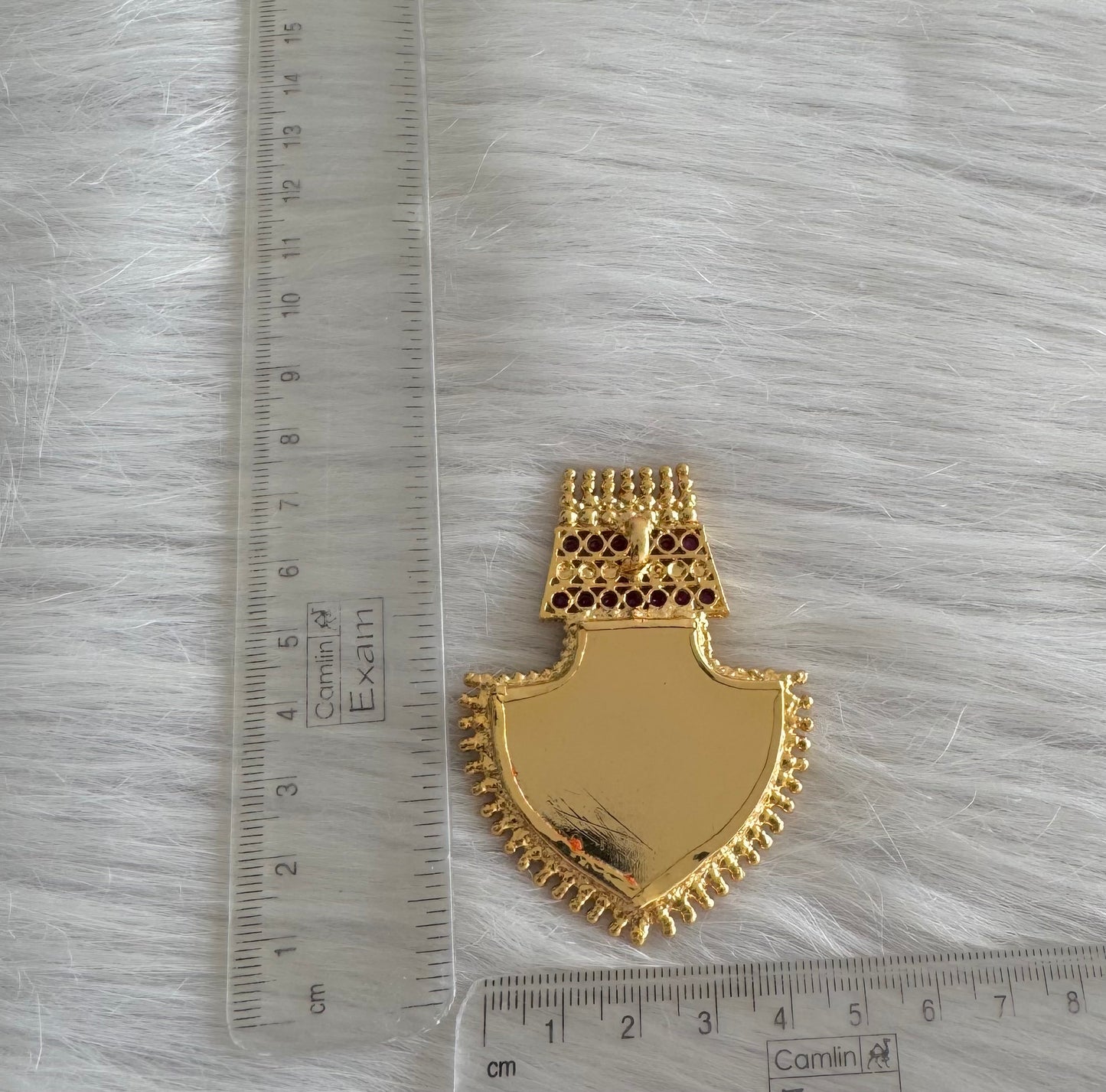 Gold tone kerala style pink-green palakka pendant dj-51316