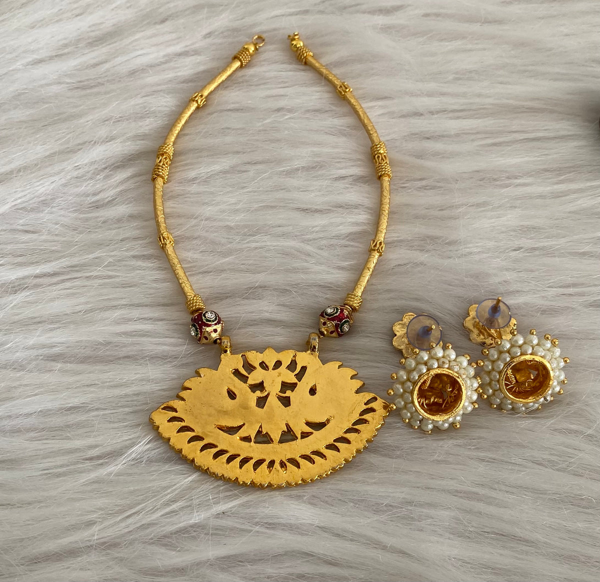 Gold tone kemp-green meenakari peacock hasli handmade necklace set dj-55021