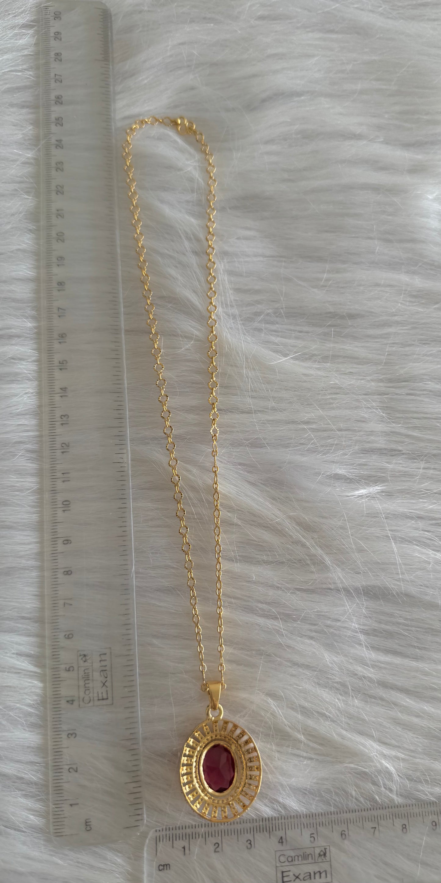 Gold tone 18 inches chain with red oval stone pendant dj-51277