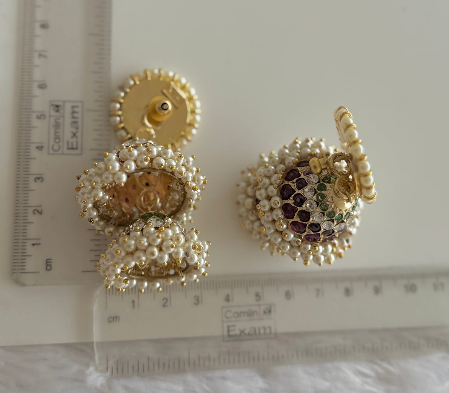 Gold tone precious kemp-green-white stone pearl big step jhumkka dj-51394