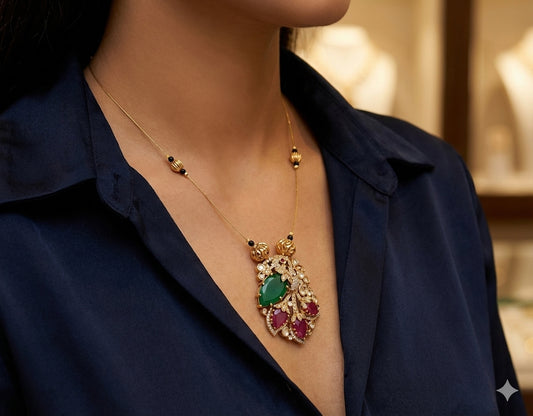 Matte finish kemp-green-white invisible peacock necklace dj-52413