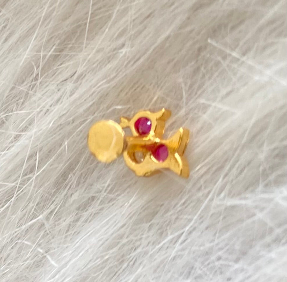 Gold tone pink-white stone small swan nose pin dj-53734