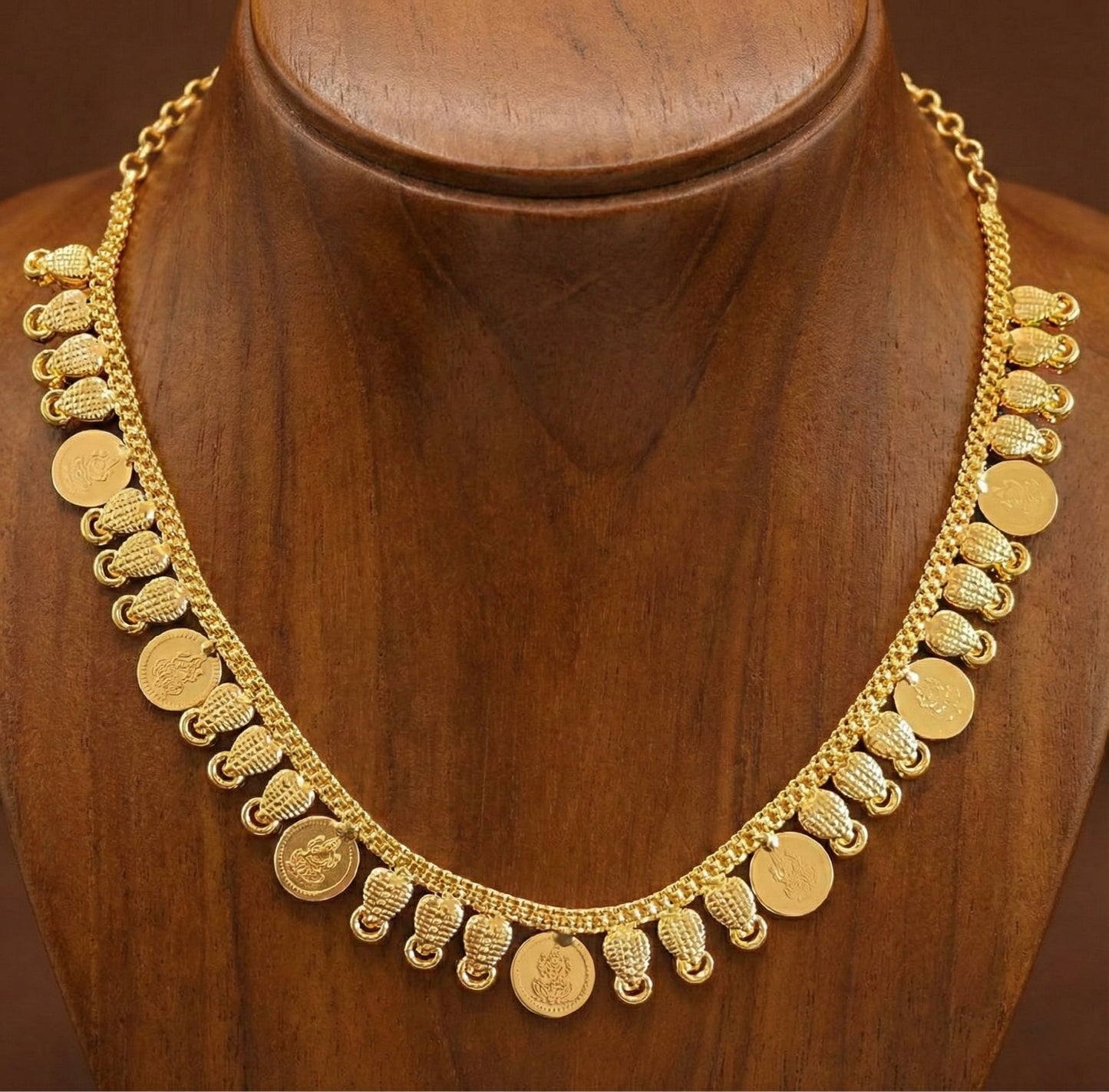 Gold Tone Lakshmi Coin Necklace Dj33959