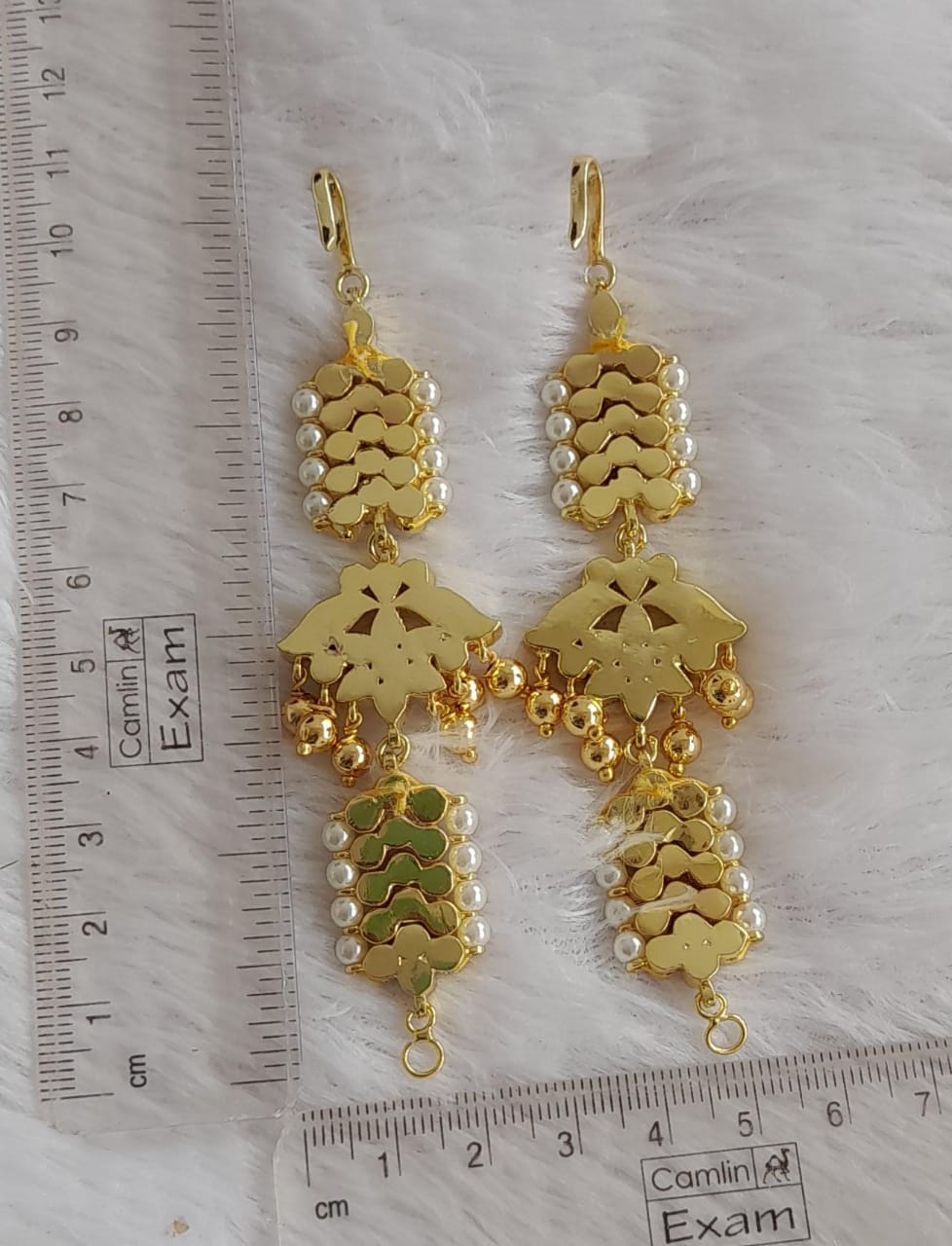 Gold tone real kemp-green-white ear side chain dj-50683