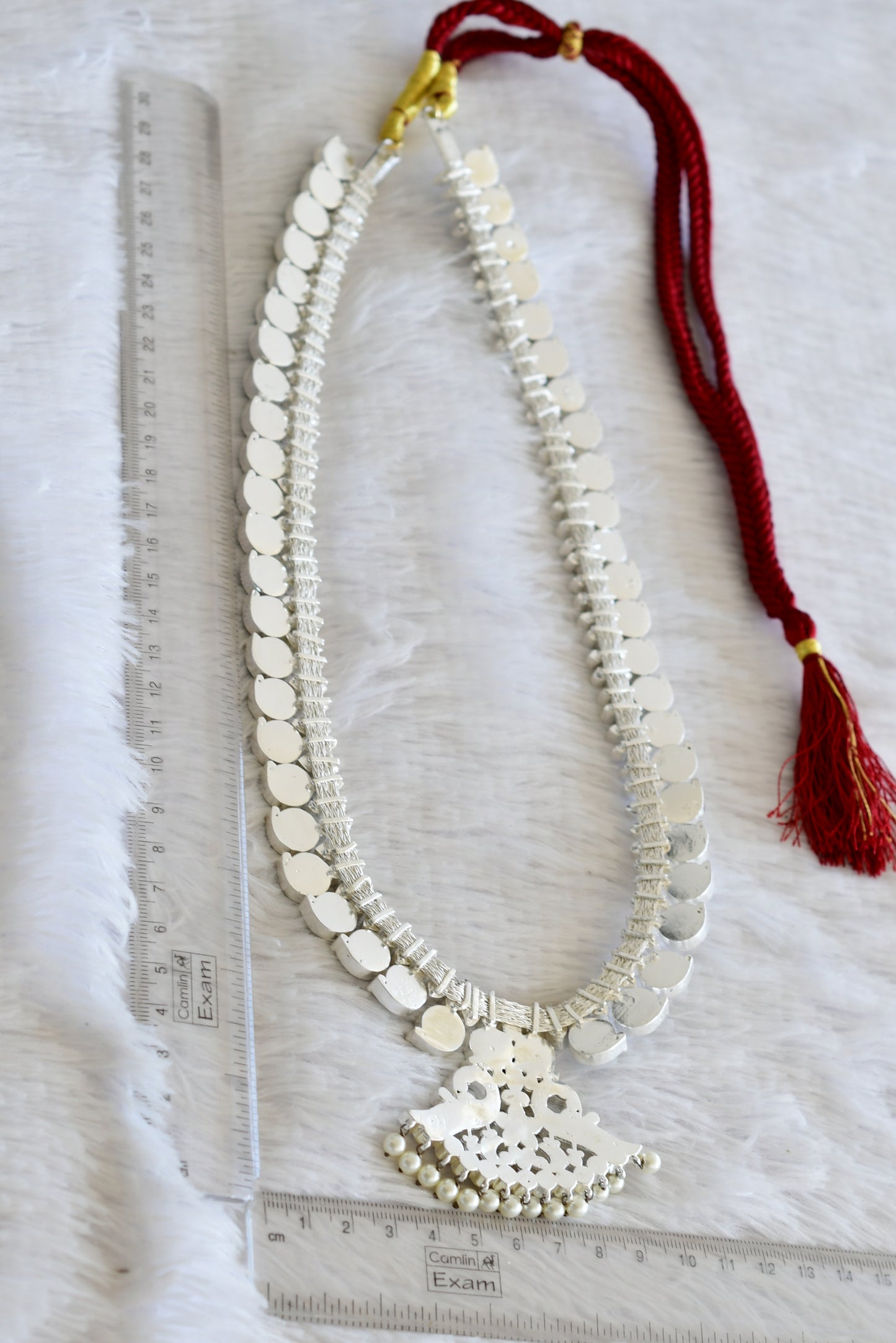 Silver tone precious kemp-green white pearl mango peacock haar Dj-52529