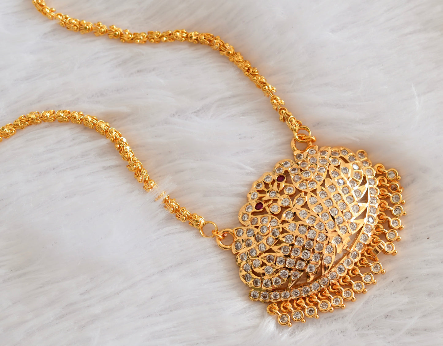 Gold tone AD white-pink swan pendant with chain dj-53323
