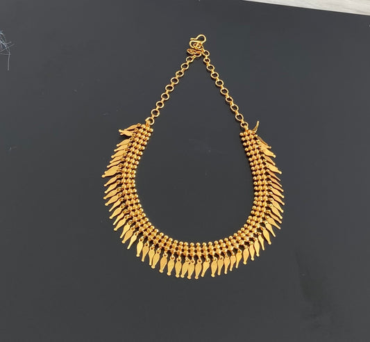 Gold tone elakka thali choker necklace dj-54548