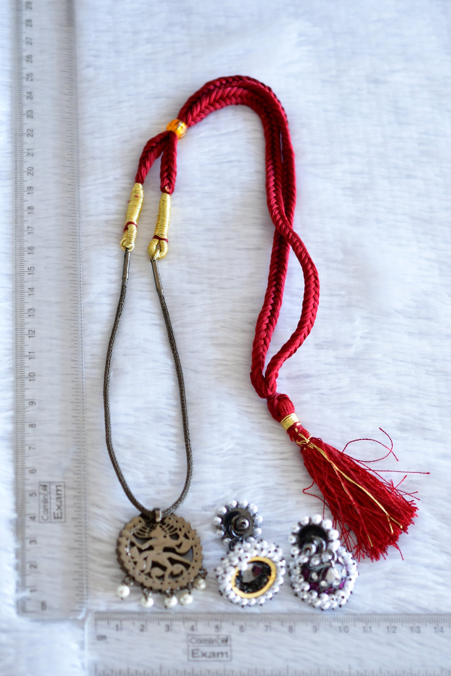 Black finish precious kemp-green pearl Nataraj attigai necklace set dj-52532