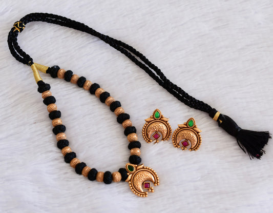 Matte finish beaded kemp-green kante black thread necklace set dj-52975