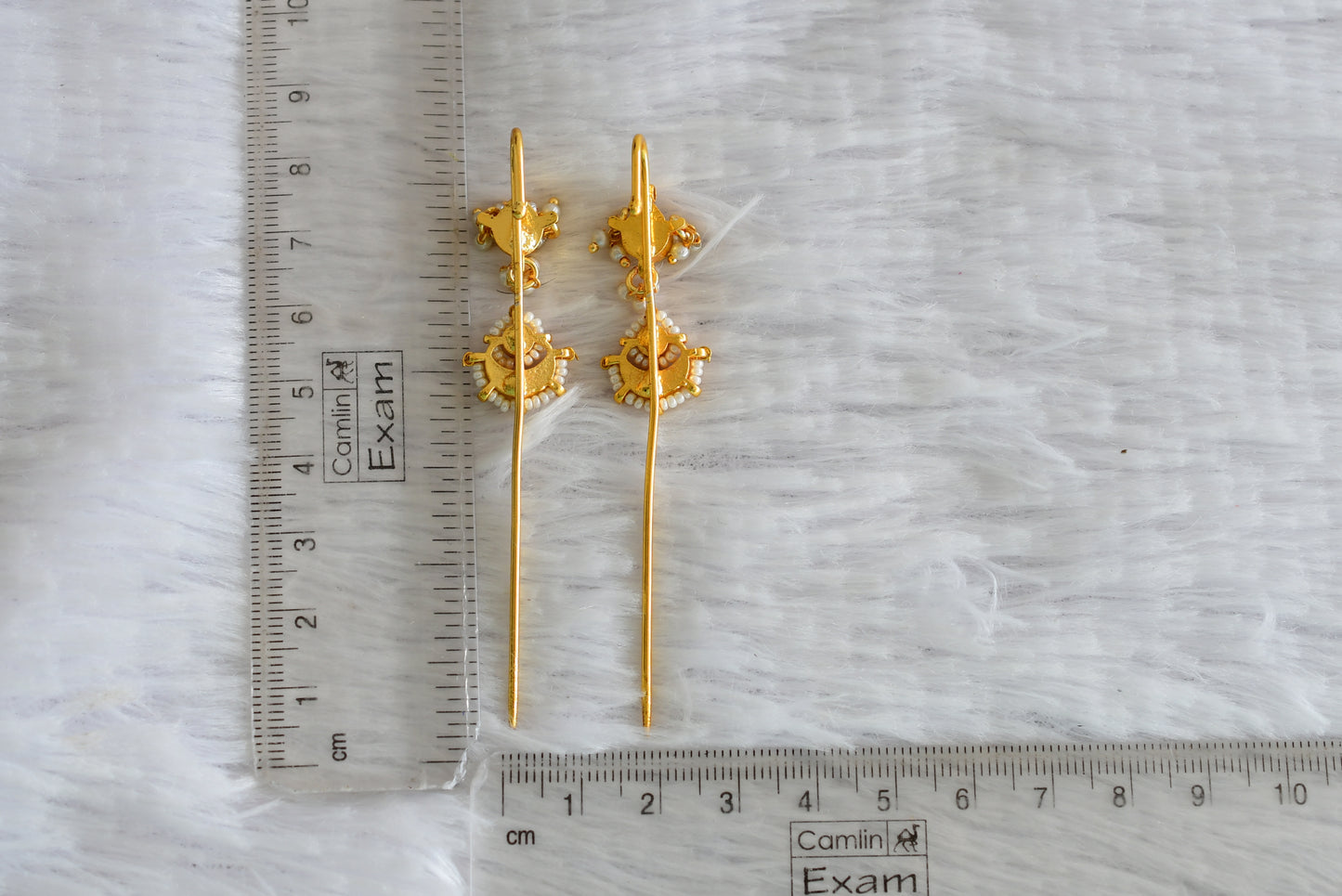 Gold tone pink-white kundan jadau moon bugadi needle earrings dj-52451