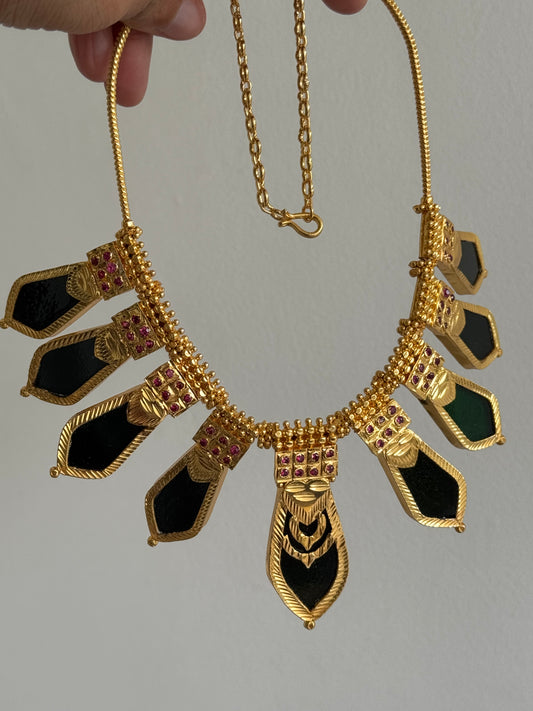 Gold tone green-pink kerala style nagapadam big necklace dj-51719