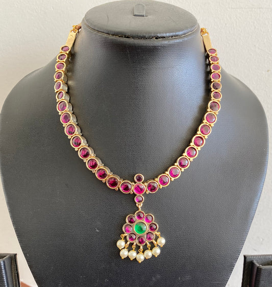 Gold tone precious kemp-green pearl flower necklace dj-53232