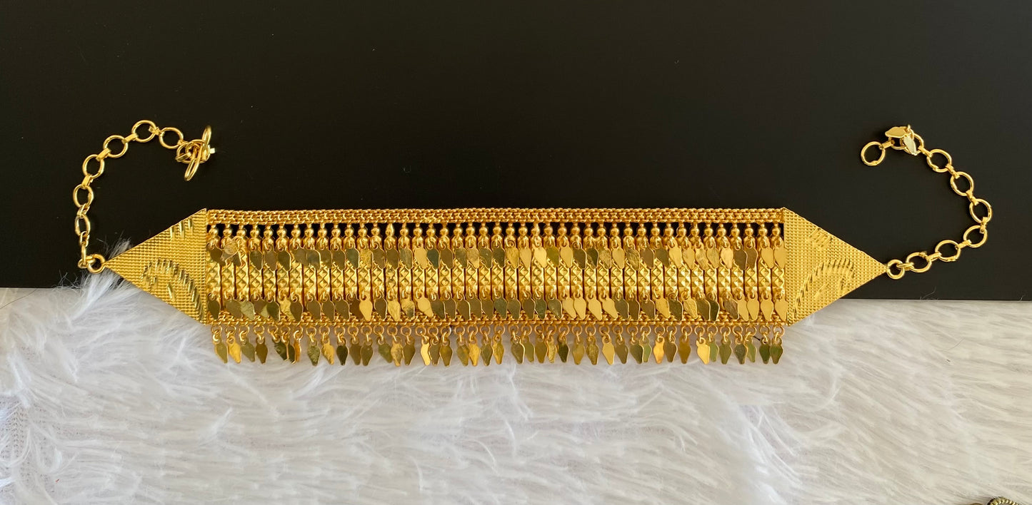 Gold tone kerala style elakka thali choker dj-52750
