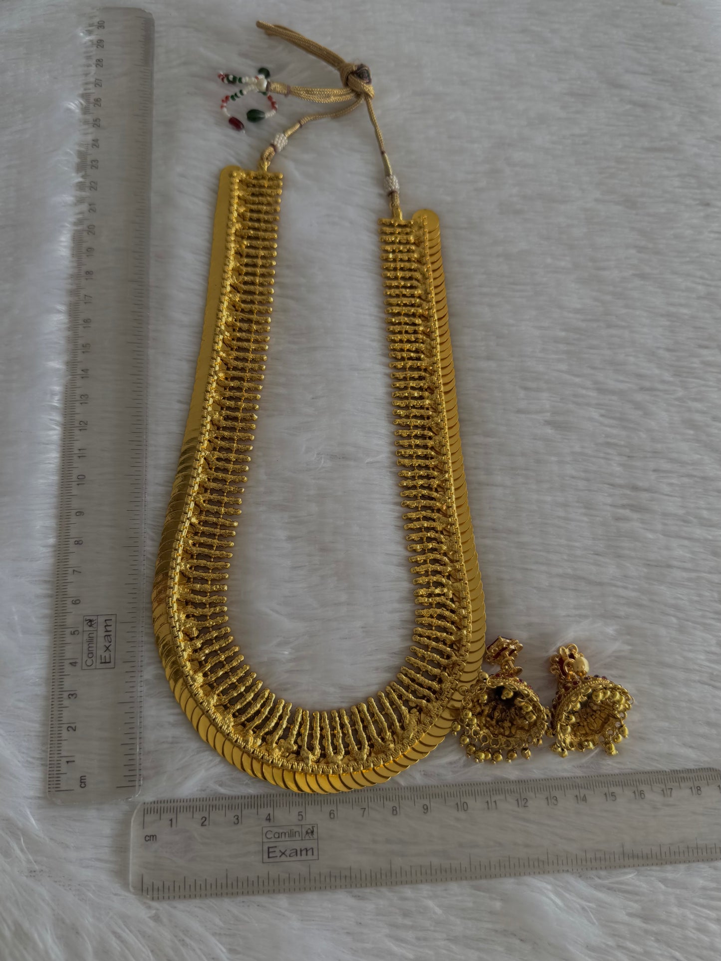 Gold tone Kemp-green Lakshmi Coin Short Haar Set-dj52236