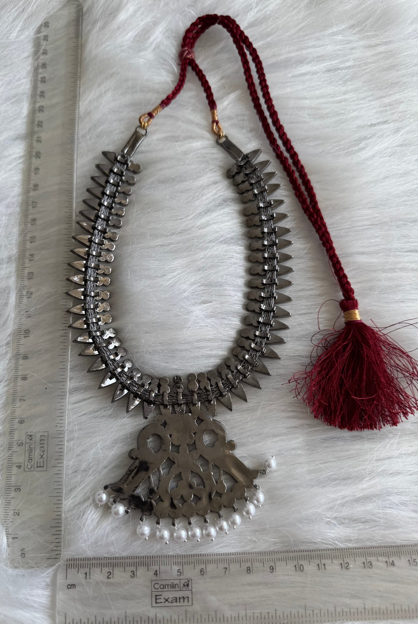 Black finish precious kemp pearl peacock necklace dj51027