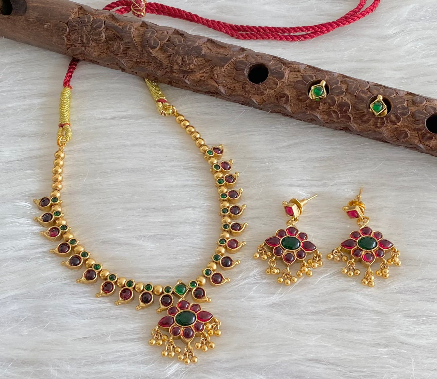 Antique gold tone kemp-green stone reversible mango necklace set dj-54086