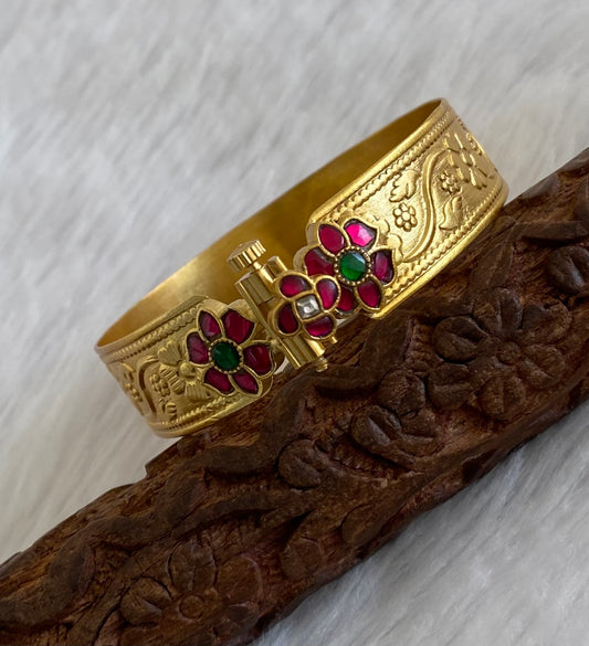 Matte finish kemp-green-white Kundan flower screw type kada(2.6) dj-53508