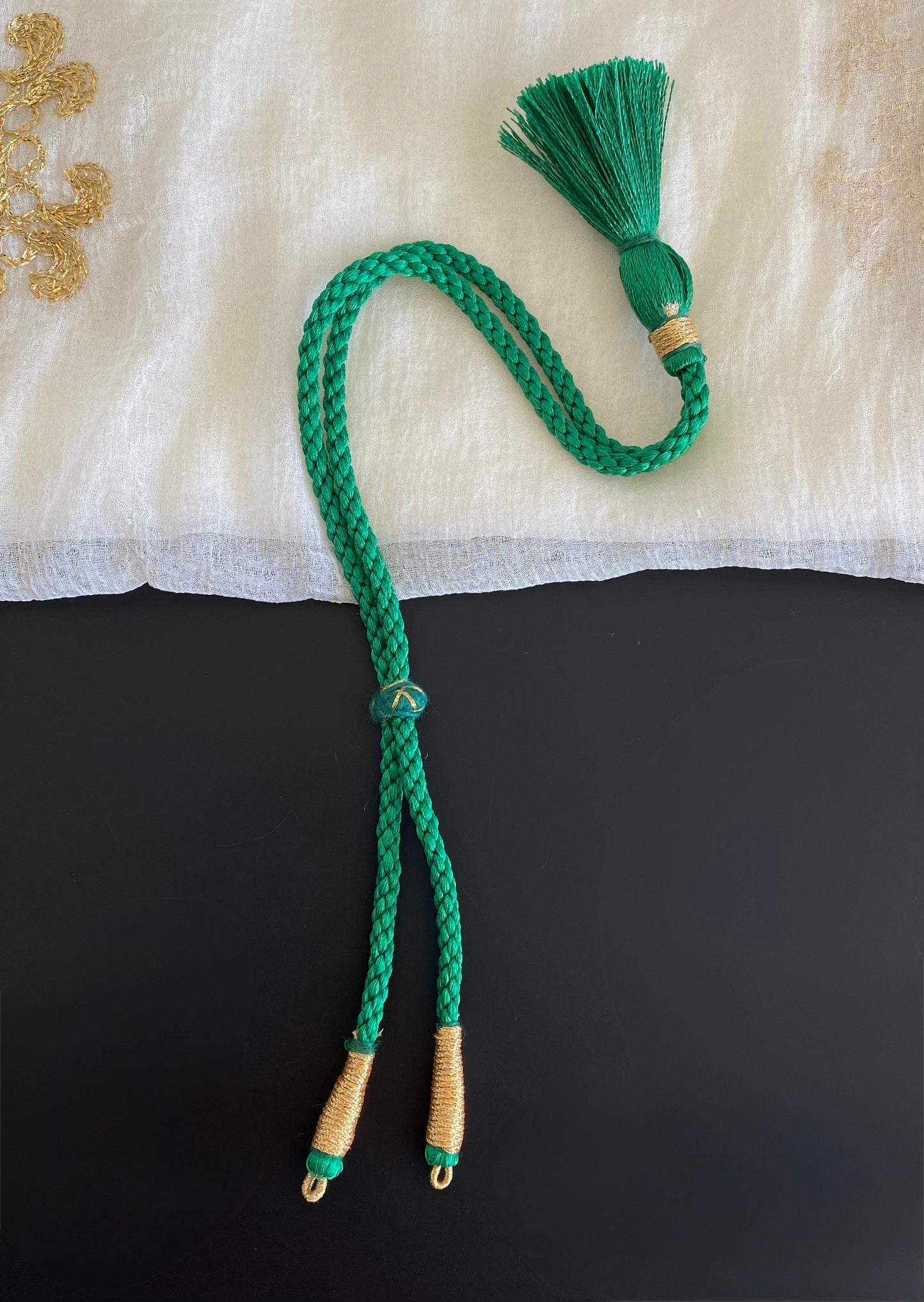 Handmade bottle green silk thread adjustable dori Dj-52711
