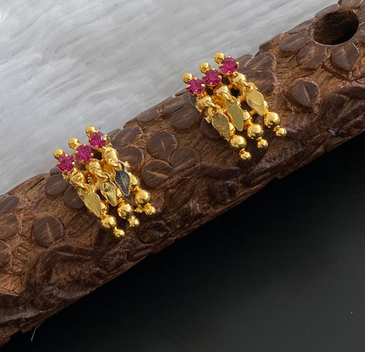 Gold tone elakka pink stone earrings dj-54358