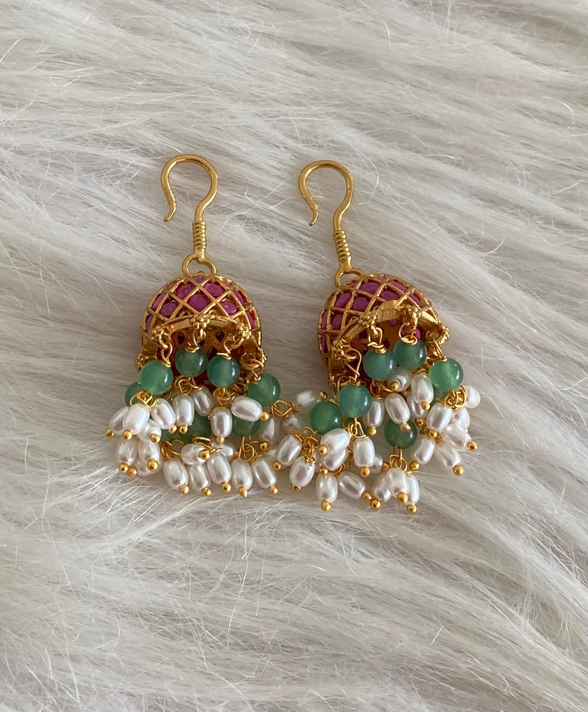 Gold tone pink kundan jadau green beaded rice pearl jhumkka dj-55096